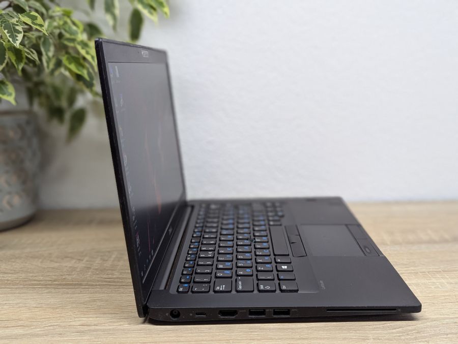 Уцінка! Ноутбук Б/В Dell Latitude 7480, Intel Core i5-6200U, DDR4 8 GB, SSD 128GB, 14" Full HD