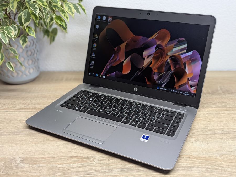 Ноутбук Б/В HP EliteBook 745 G3, AMD A10-8700B, DDR3 8 GB, SSD 256GB, AMD Radeon R6, 14" Full HD