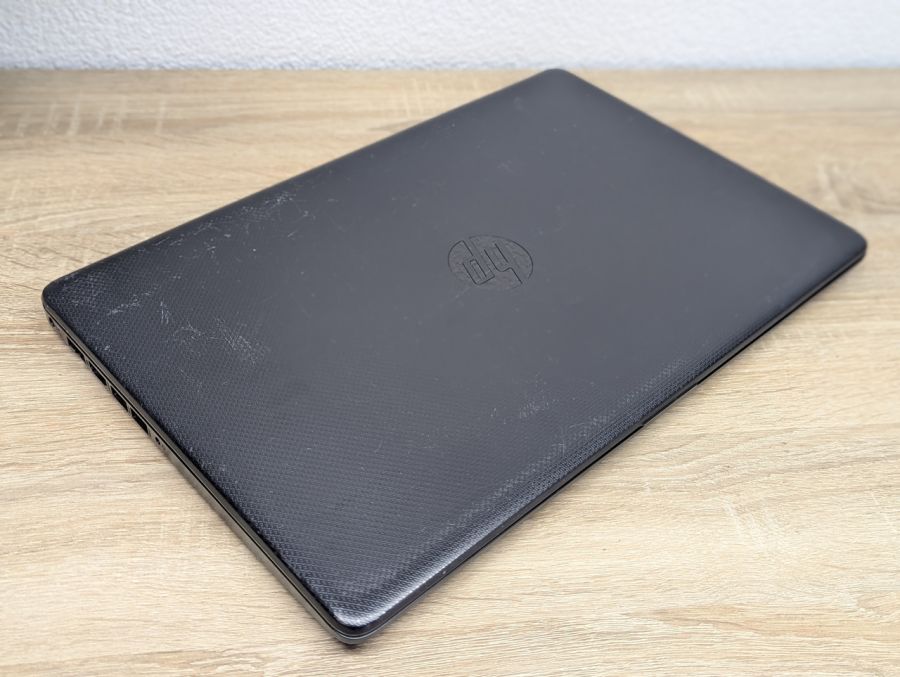 Уцінка! Ноутбук Б/В HP Laptop 15, Intel Core i5-8265U, DDR4 8 GB, SSD 128GB, 15.6" Full HD
