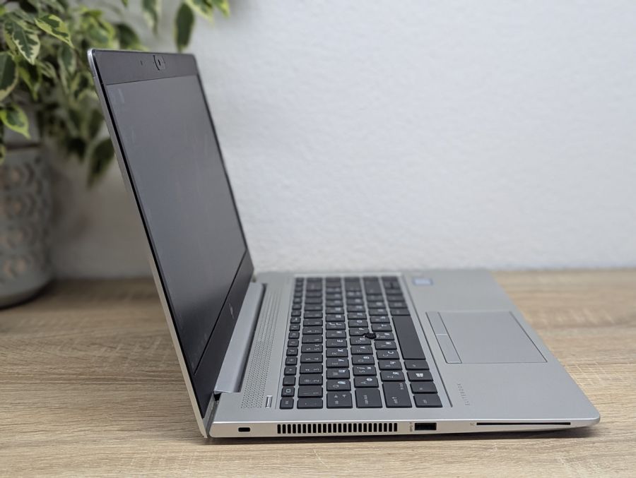 Уцінка! Ноутбук Б/В HP EliteBook 840 G5, Intel Core i5-8250U, DDR4 16 GB, SSD 256GB, 14" Full HD