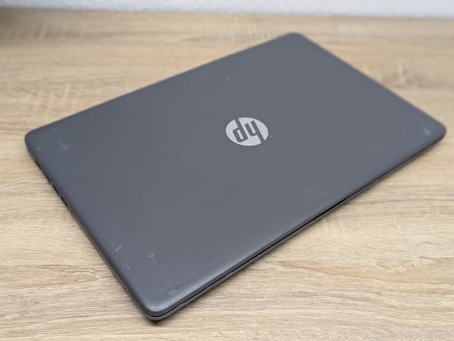 Уцінка! Ноутбук Б/В HP Laptop 15, Intel Core i5-8250U, DDR4 8 GB, SSD 256GB, 15.6" Full HD