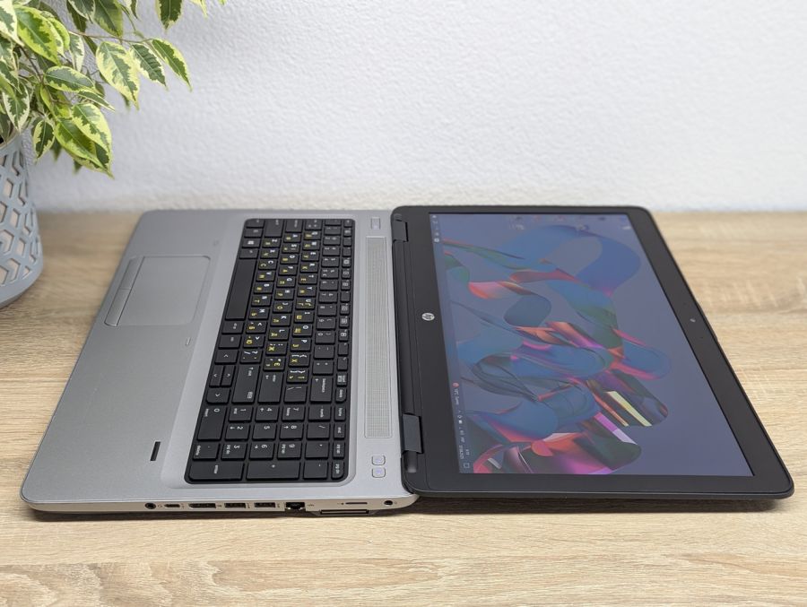 Ноутбук Б/В HP ProBook 650 G3, Intel Core i5-7200U, DDR4 8 GB, SSD 256GB, 15.6" Full HD