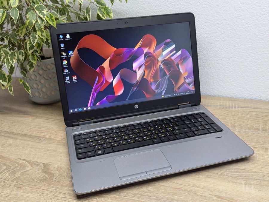Ноутбук Б/В HP ProBook 650 G3, Intel Core i5-7200U, DDR4 8 GB, SSD 256GB, 15.6" Full HD