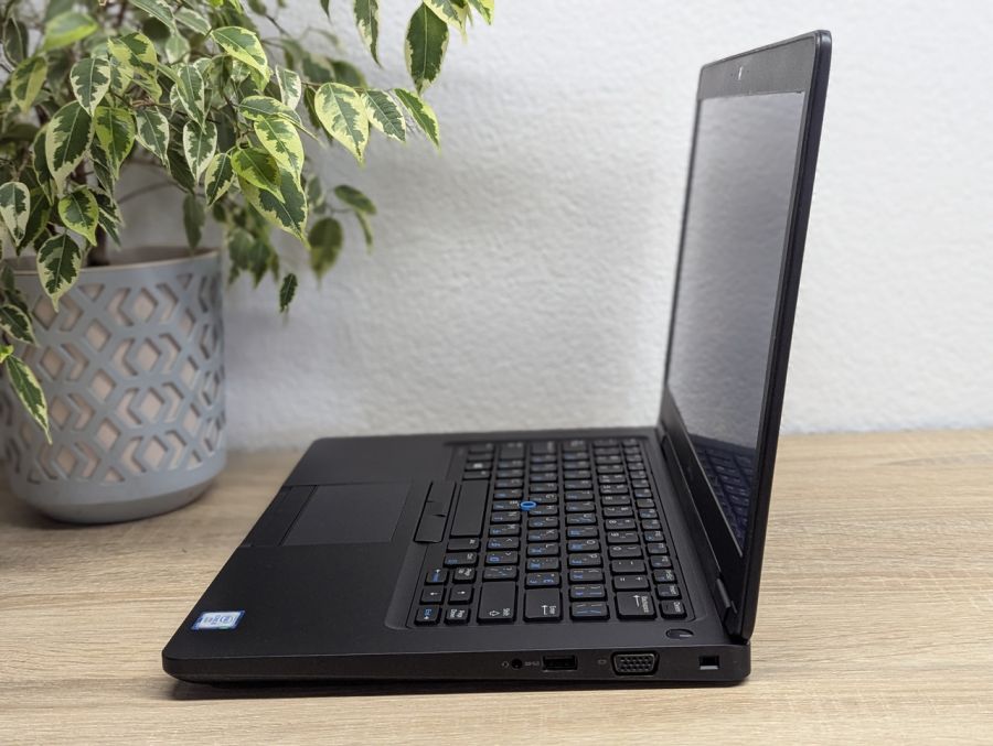 Уцінка! Ноутбук Б/В Dell Latitude 5480, Intel Core i5-6200U, DDR4 8 GB, SSD 128GB, 14" HD