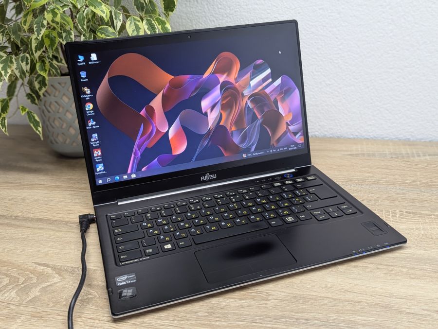 Ноутбук Б/В Fujitsu U772, Intel Core i7-3667U, DDR3 8GB, SSD 128GB, 14" HD