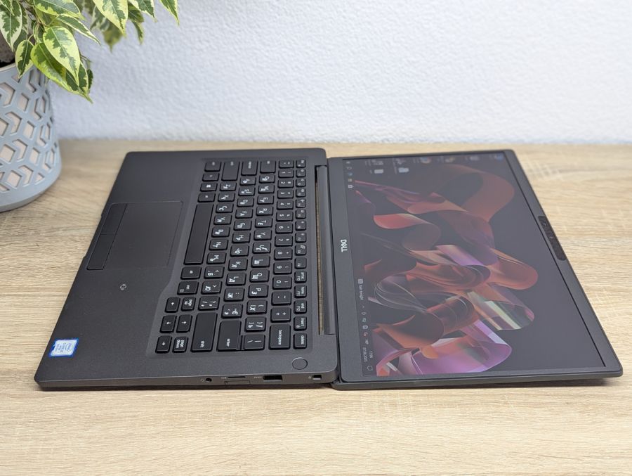 Ноутбук Б/В Dell Latitude 7400, Intel Core i5-8665U, DDR4 16 GB, SSD 256GB, 14" Full HD Сенсор