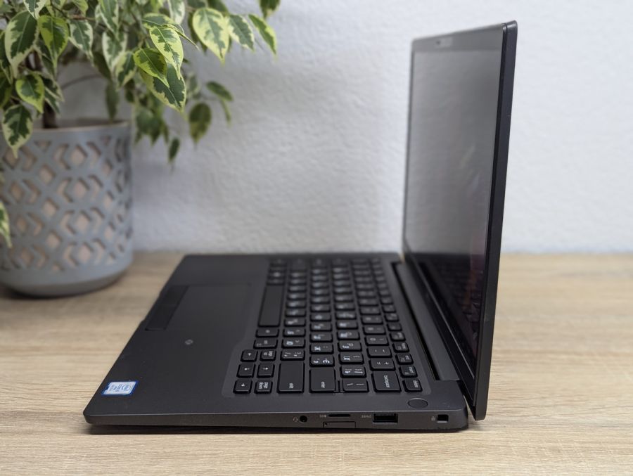 Ноутбук Б/В Dell Latitude 7400, Intel Core i5-8665U, DDR4 16 GB, SSD 256GB, 14" Full HD Сенсор