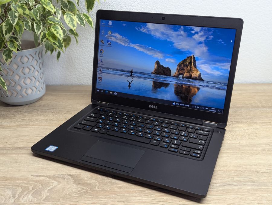 Уцінка! Ноутбук Б/В Dell Latitude 5480, Intel Core i5-7440HQ, DDR4 8 GB, SSD 128GB, 14" Full HD