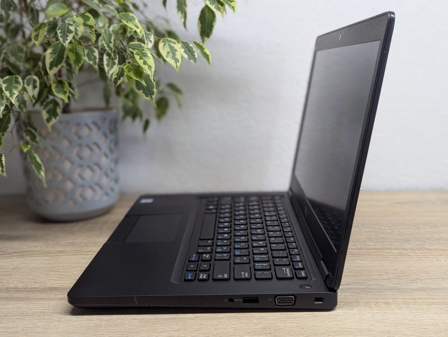 Уцінка! Ноутбук Б/В Dell Latitude 5480, Intel Core i5-7440HQ, DDR4 8 GB, SSD 128GB, 14" Full HD