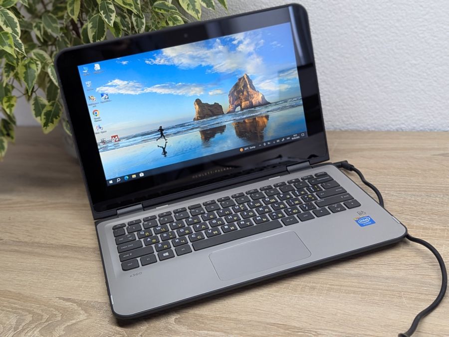 Ноутбук Б/В HP X360 310 G2, Intel Celeron N3050, DDR3 8GB, SSD 256GB, 13" HD Сенсор
