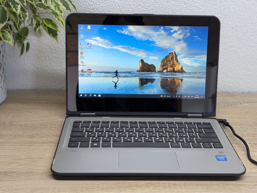 Уцінка! Ноутбук Б/В HP X360 310 G2, Intel Celeron N3050, DDR3 8 GB, SSD 256GB, 12.5" Сенсор