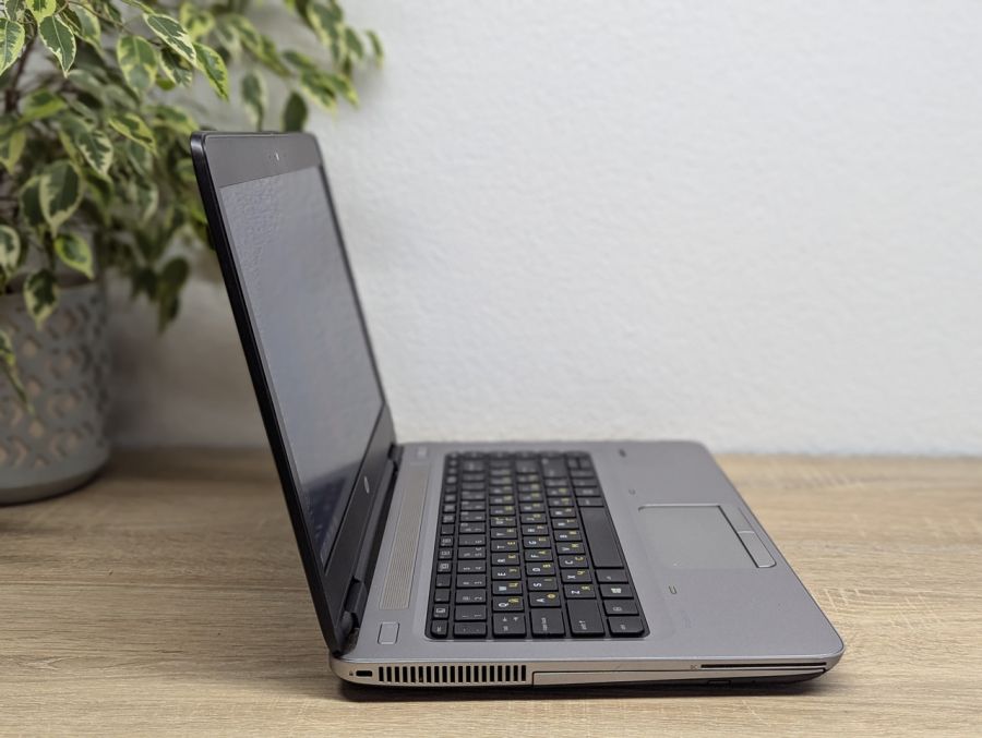 Ноутбук Б/В HP ProBook 640 G2, Intel Core i5-6200U, DDR4 8 GB, SSD 256GB, 14" Full HD