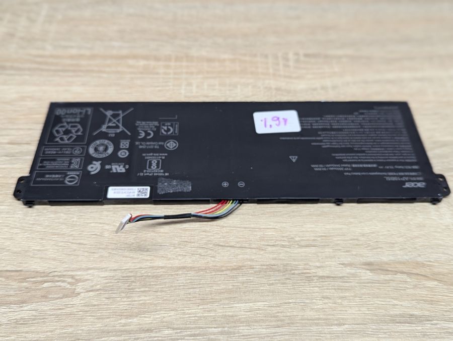 Б/В Оригінальна акумуляторна батарея Acer AP19B5L
