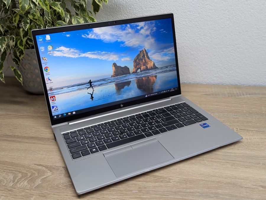 Уцінка! Ноутбук Б/В HP EliteBook 850 G8, Intel Core i7-1165G7, DDR4 32 GB, SSD 256GB, 15.6" Full HD