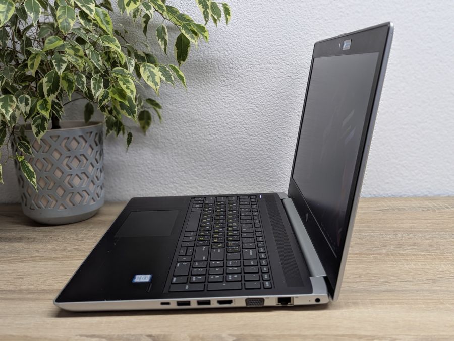 Ноутбук Б/В HP ProBook 450 G5, Intel Core i5-8250U, DDR4 8GB, SSD 256GB, 15.6" Full HD