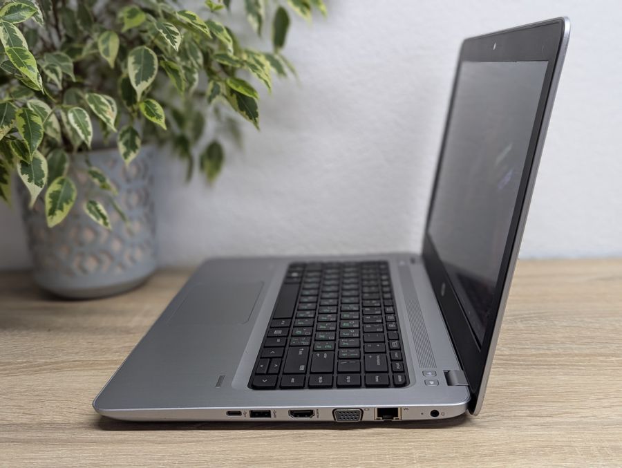 Уцінка! Ноутбук Б/В HP ProBook MT20, Intel Celeron 3865U, DDR4 8 GB, SSD 256GB, 14" Full HD