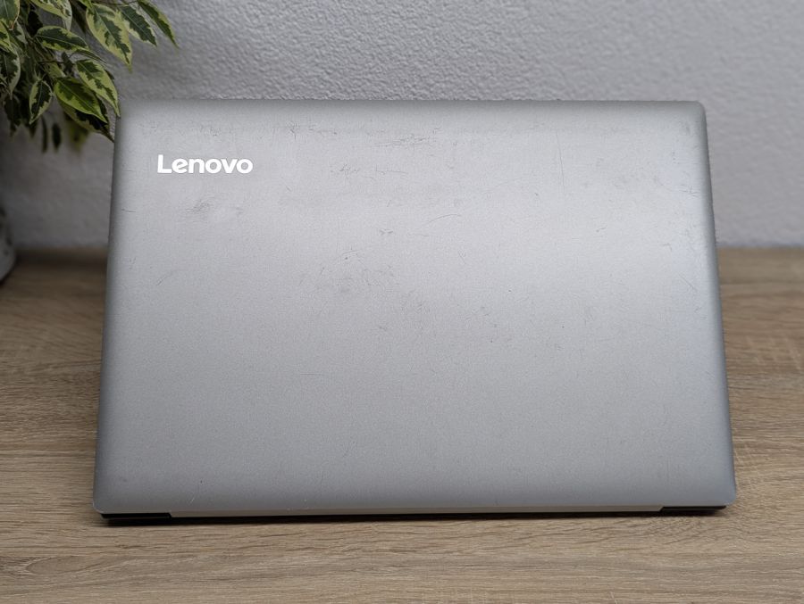 Ноутбук Б/В Lenovo 330-15IKB, Intel Core i5-8250U, DDR4 12GB, SSD 256GB, 15" Full HD