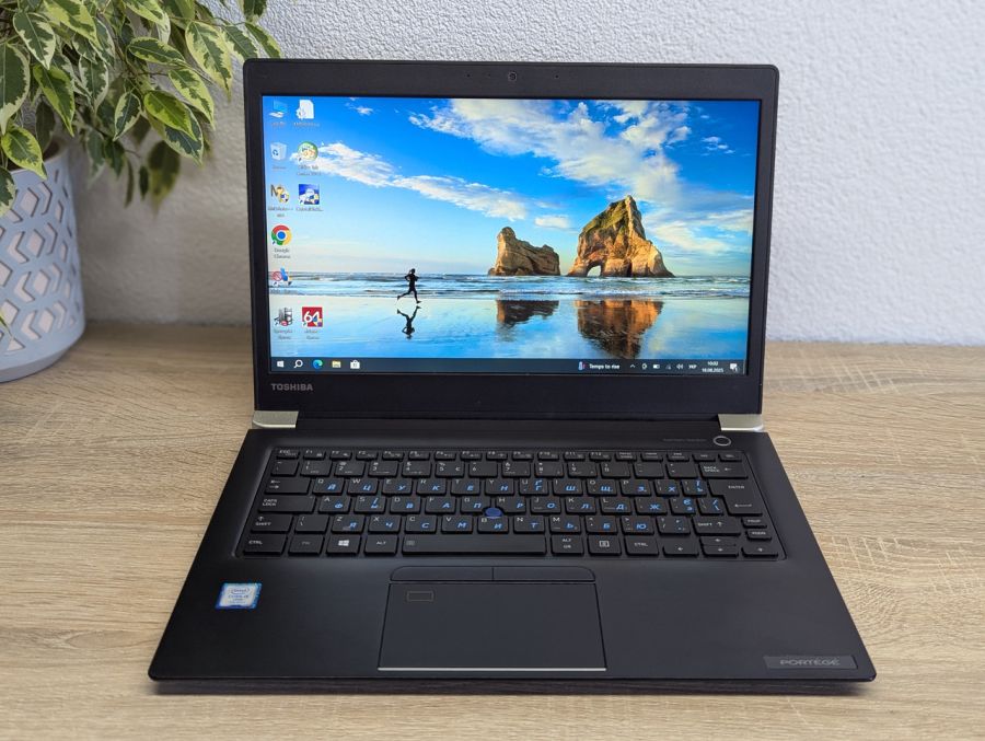 Уцінка! Ноутбук Б/В Toshiba Portege X30-D, Intel Core i5-7300U, DDR4 8 GB, SSD 128GB, 13" Full HD Сенсор