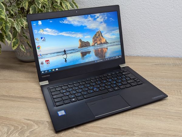 Уцінка! Ноутбук Б/В Toshiba Portege X30-D, Intel Core i5-7300U, DDR4 8 GB, SSD 128GB, 13" Full HD Сенсор