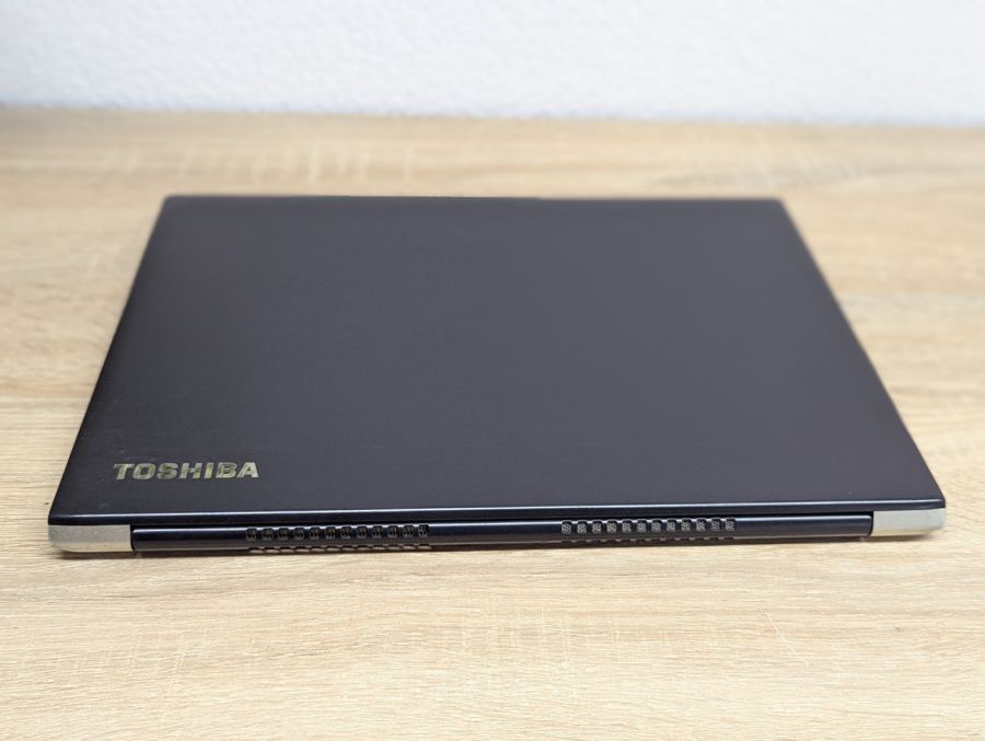 Уцінка! Ноутбук Б/В Toshiba Portege X30-D, Intel Core i5-7300U, DDR4 8 GB, SSD 128GB, 13" Full HD