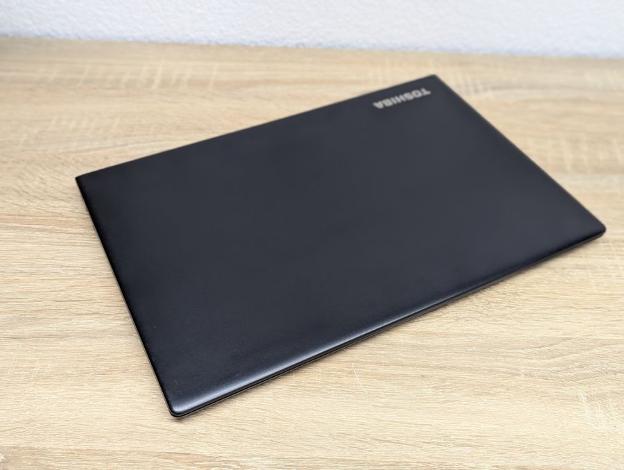 Ноутбук Б/В Toshiba Tecra X40-D, Intel Core i5-7300U, DDR4 8 GB, SSD 128GB, 14" Full HD Сенсор