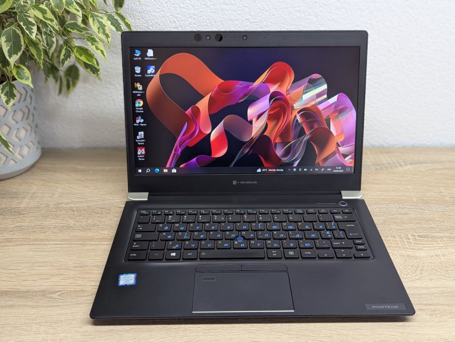 Ноутбук Б/В DynaBook Portege X30-F, Intel Core i7-8665U, DDR4 16 GB, SSD 256GB, 13" Full HD