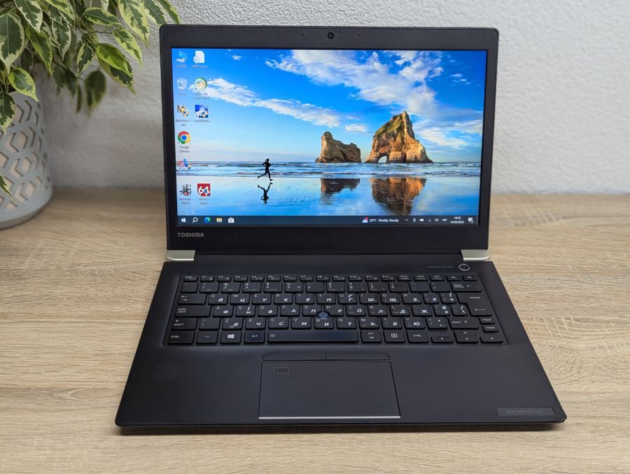 Уцінка! Ноутбук Б/В Toshiba Portege X30-D, Intel Core i5-7300U, DDR4 8 GB, SSD 128GB, 13" Full HD Сенсор