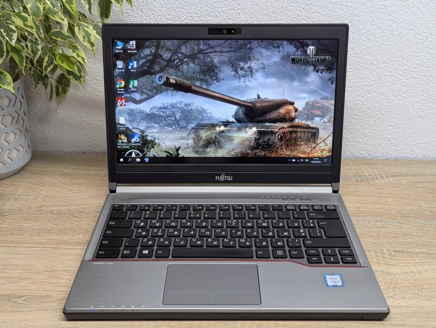 Уцінка! Ноутбук Б/В Fujitsu E736, Intel Core i5-6200U, DDR4 8 GB, SSD 256GB, 13" Full HD