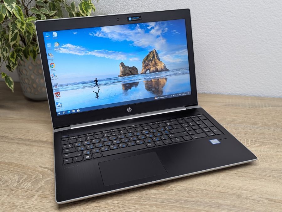 Уцінка! Ноутбук Б/В HP ProBook 450 G5, Intel Core i7-8550U, DDR4 16 GB, SSD 256GB + SSD 512GB, 15.6" Full HD
