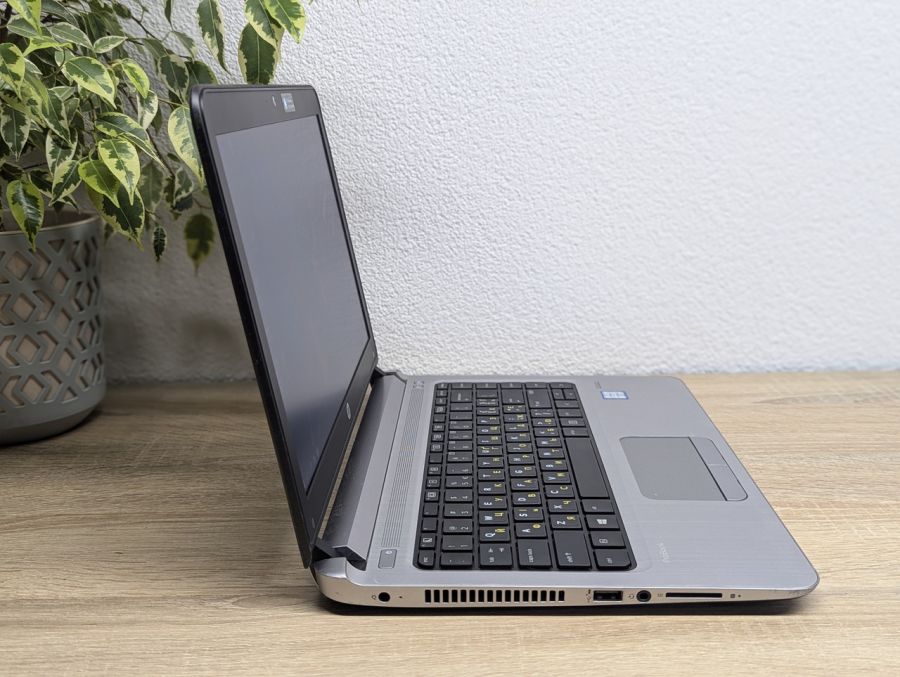 Ноутбук Б/В HP ProBook 430 G3, Intel Core i5-6200U, DDR3 4 GB, SSD 128GB, 12.5" HD