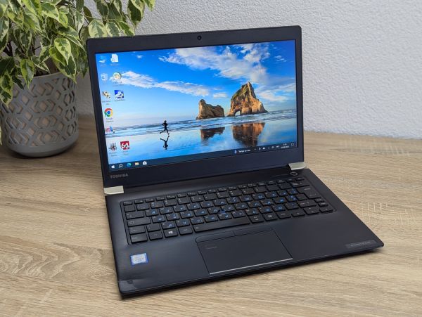 Уцінка! Ноутбук Б/В Toshiba Portege X30-D, Intel Core i5-7300U, DDR4 8 GB, SSD 128GB, 13" Full HD Сенсор