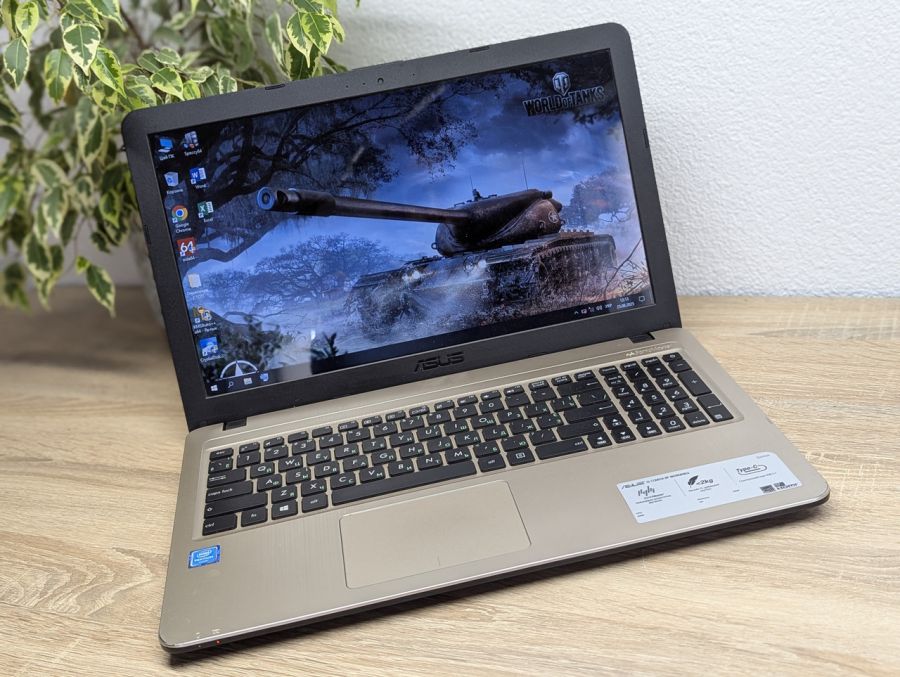 Ноутбук Б/В ASUS X540S, Intel Pentium N3700, DDR3 4 GB, SSD 120GB, 15.6" HD