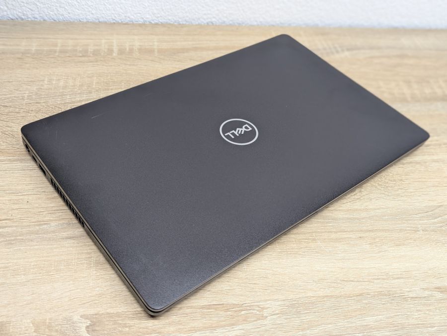 Уцінка! Ноутбук Б/В Dell Latitude 5500, Intel Core i5-8665U, DDR4 16 GB, SSD 256GB, 15.6" Full HD