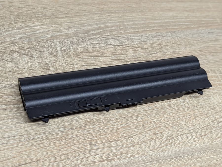 Б/В Оригінальна акумуляторна батарея Lenovo 42T4791 (42T4790)