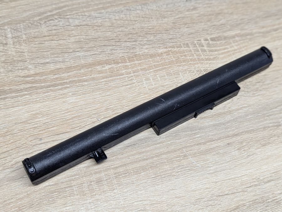 Б/В Оригінальна акумуляторна батарея Lenovo L13S4A01