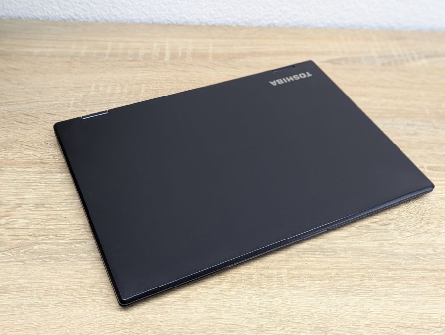 Ноутбук Б/В Toshiba Portege X20W-E, Intel Core i5-8350U, DDR3 16 GB, SSD 256GB, 12.5" Full HD Сенсор