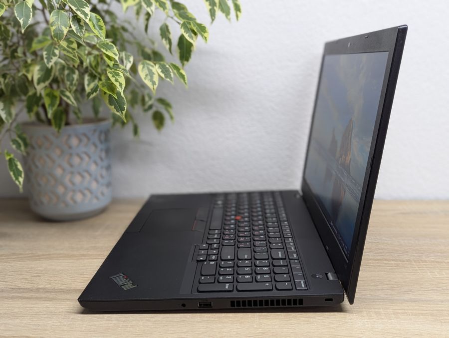 Уцінка! Ноутбук Б/В Lenovo ThinkPad L580, Intel Core i5-8350U, DDR4 16 GB, SSD 256GB, 15.6" Full HD