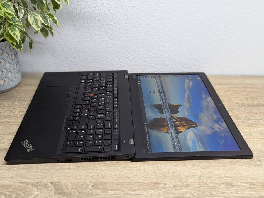 Уцінка! Ноутбук Б/В Lenovo ThinkPad L580, Intel Core i5-8350U, DDR4 16 GB, SSD 256GB, 15.6" Full HD