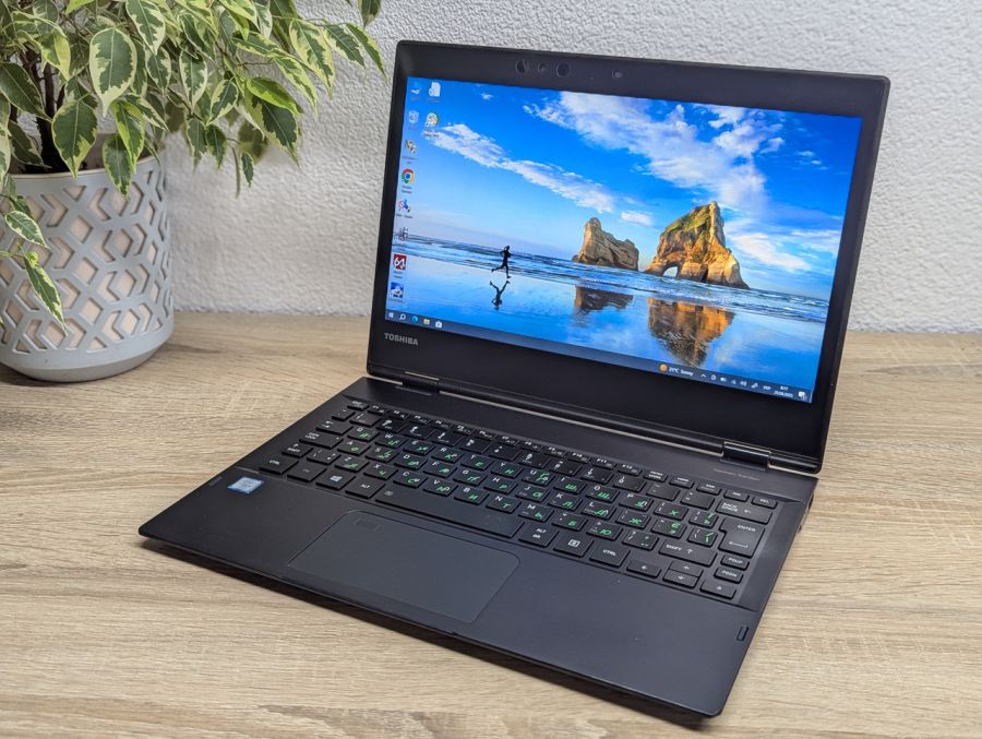 Уцінка! Ноутбук Б/В Toshiba Portege X20W-D, Intel Core i5-7300U, DDR3 16 GB, SSD 128GB, 12.5" Full HD Сенсор