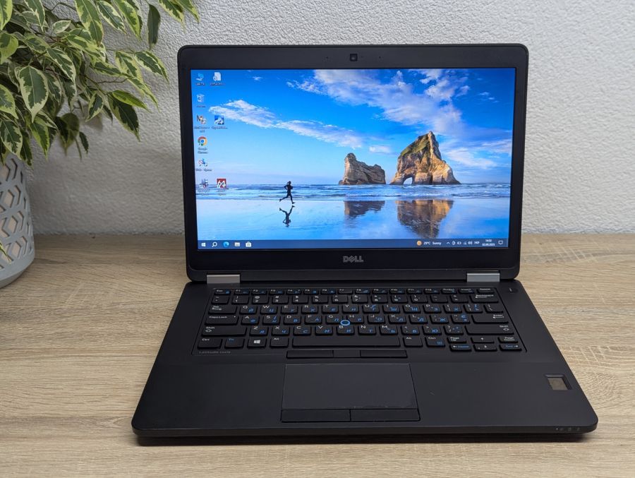 Уцінка! Ноутбук Б/В Dell Latitude E5470, Intel Core i5-6200U, DDR4 8 GB, SSD 128GB, 14" HD