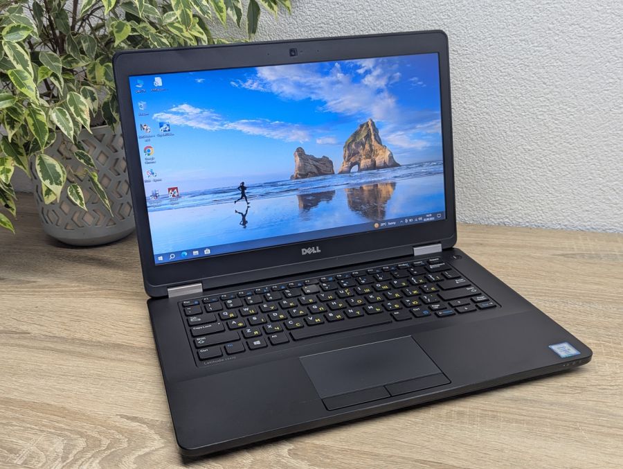 Уцінка! Ноутбук Б/В Dell Latitude E5470, Intel Core i5-6300U, DDR4 8 GB, SSD 128GB, 14" HD