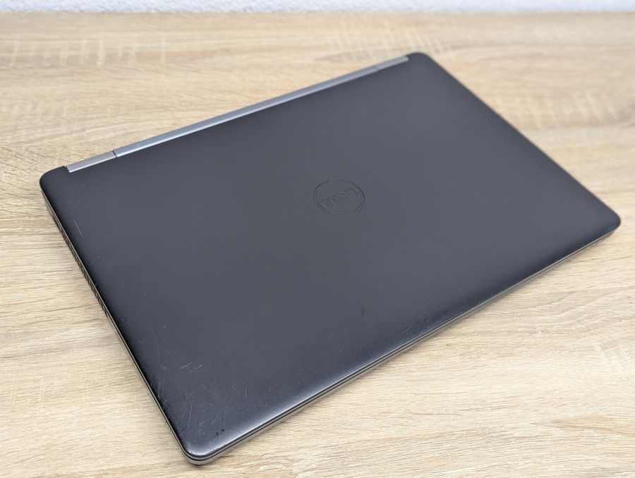 Уцінка! Ноутбук Б/В Dell Latitude E5470, Intel Core i5-6300U, DDR4 8 GB, SSD 128GB, 14" HD