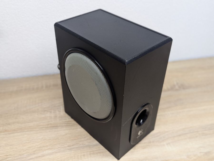 Б/В Сабвуфер Logitech X-530