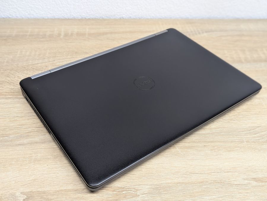 Уцінка! Ноутбук Б/В Dell Latitude E5470, Intel Core i5-6200U, DDR4 8 GB, SSD 128GB, 14" HD
