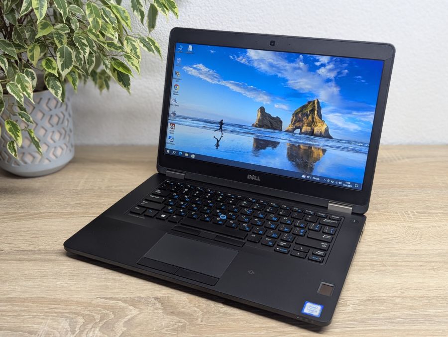 Уцінка! Ноутбук Б/В Dell Latitude E5470, Intel Core i5-6200U, DDR4 8 GB, SSD 128GB, 14" HD