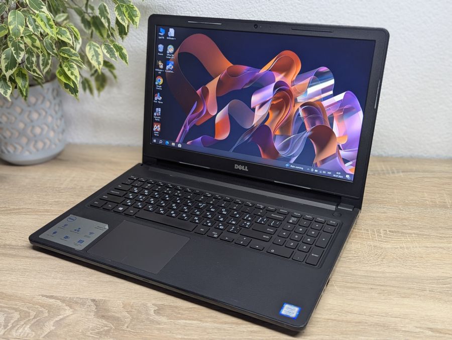 Ноутбук Б/В Dell Vostro 15-3568, Intel Core i3-7130U, DDR4 8 GB, SSD 128GB, 15.6" HD