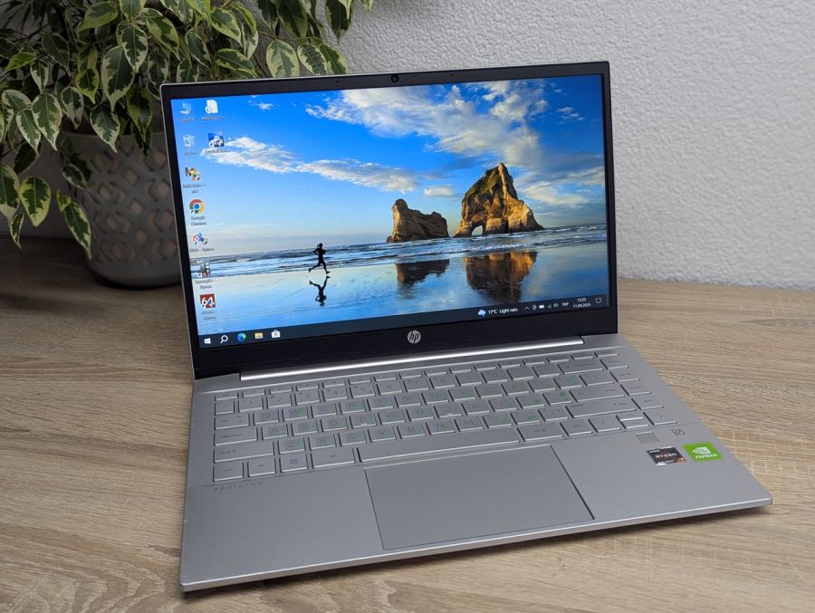 Уцінка! Ноутбук Б/В HP Pavilion Laptop 14, AMD Ryzen 7 5700, DDR4 16 GB, SSD 256GB, GeForce MX450 2 Gb, 14" Full HD