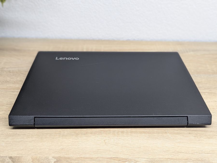 Ноутбук Б/В Lenovo V110, Intel Core i3-6006U, DDR4 8 GB, SSD 128GB, 15.6" Full HD