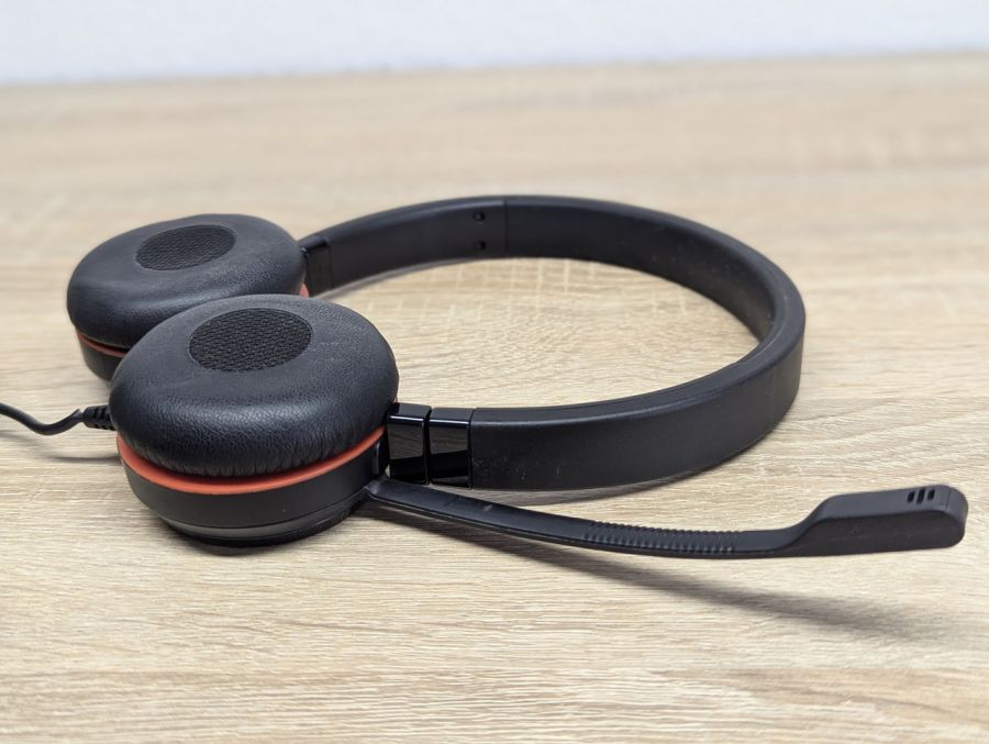Б/В Наушники Jabra Evolve 20 ENCO11