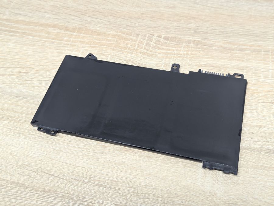 Б/В Акумуляторна батарея RE03XL (HP)